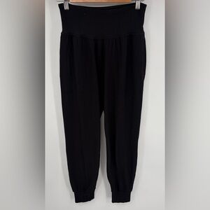 Athleta salutation high rise ribbed black jogger womens S Athleisure performance